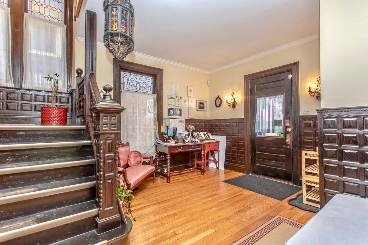 Redwood Bed And Breakfast Ниагара-Фолс Экстерьер фото