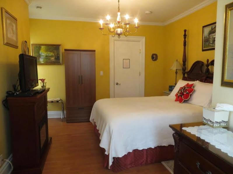 Redwood Bed And Breakfast Ниагара-Фолс Экстерьер фото